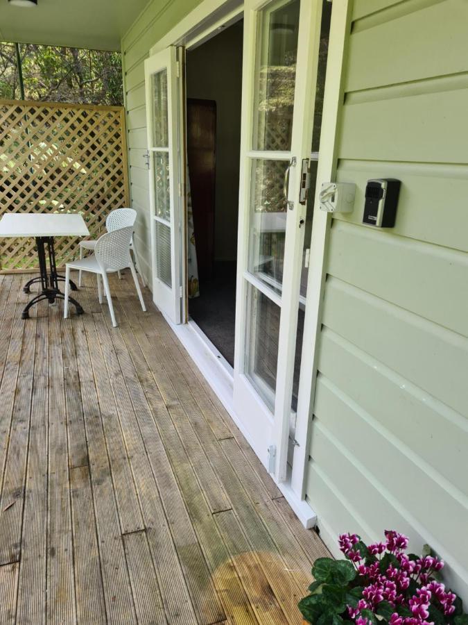 Pyes Pa Studio Apartment Tauranga Exterior foto